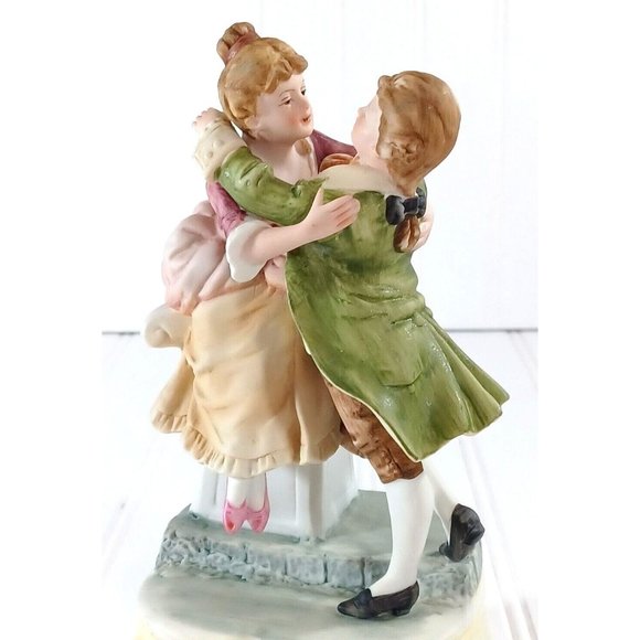 Vtg Lefton Music Box “A Time For Us" Young Couple On A Park Bench Figuri… - Picture 5 of 12